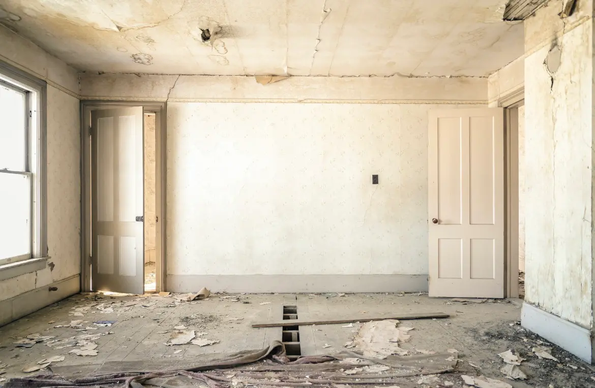 Waste disposal crew managing a cleanout project in North Olmsted